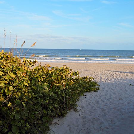 Courtyard By Marriott Cocoa Beach Cape Canaveral Exteriör bild