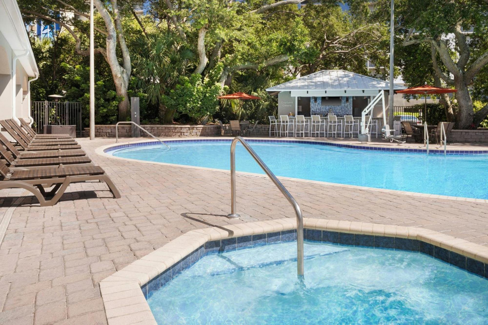 Courtyard By Marriott Cocoa Beach Cape Canaveral Exteriör bild